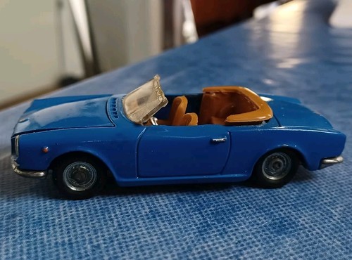 Fiat 124 sport spider politoys - sport,